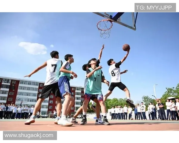 探秘篮球运动员成长之路与赛场荣耀背后不为人知的动力源泉强势力